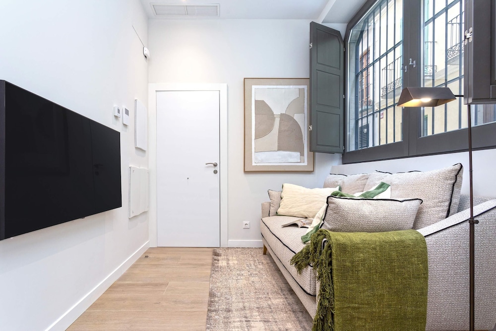 Apartment (2 Bedrooms)