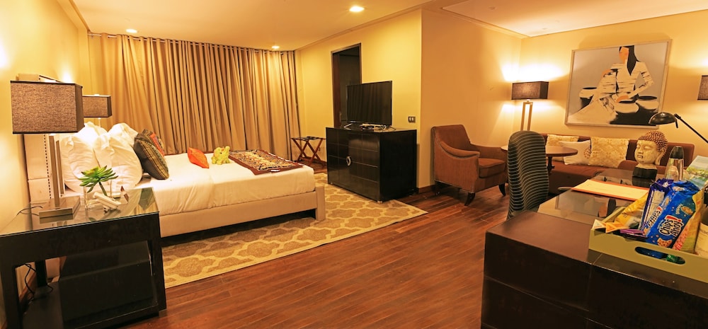 Ayuthaya Suite