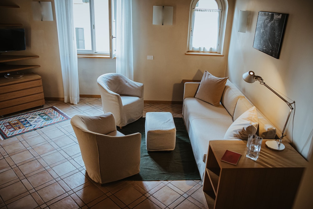Prestige Apartment Two Bedroom