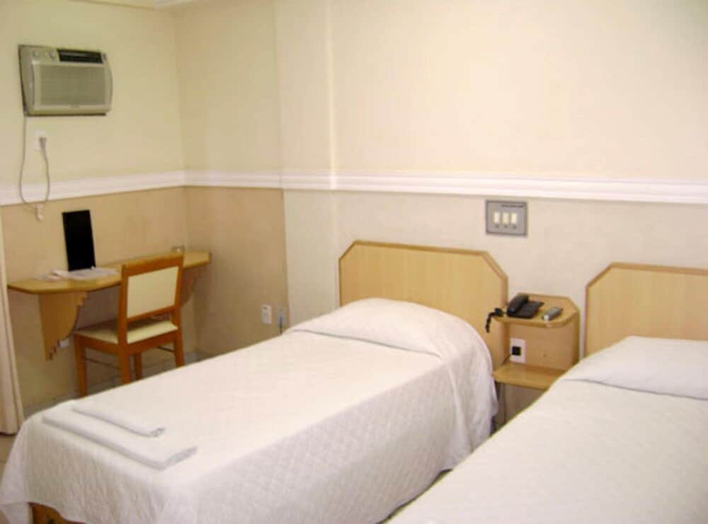 Deluxe Double or Twin Room photo 1