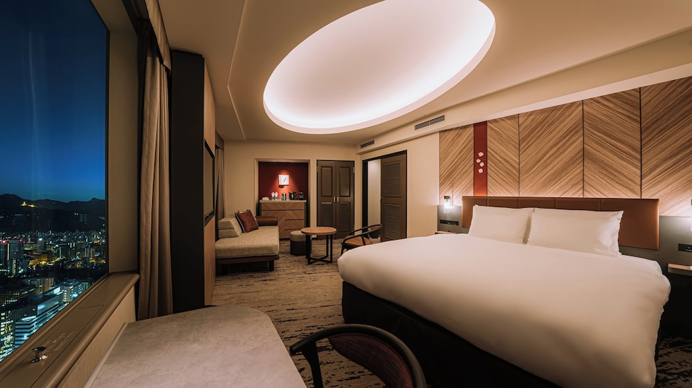 Club Double Room Club Lounge access included (22nd floor and above, 42sqm), Non Smoking - Photo 4