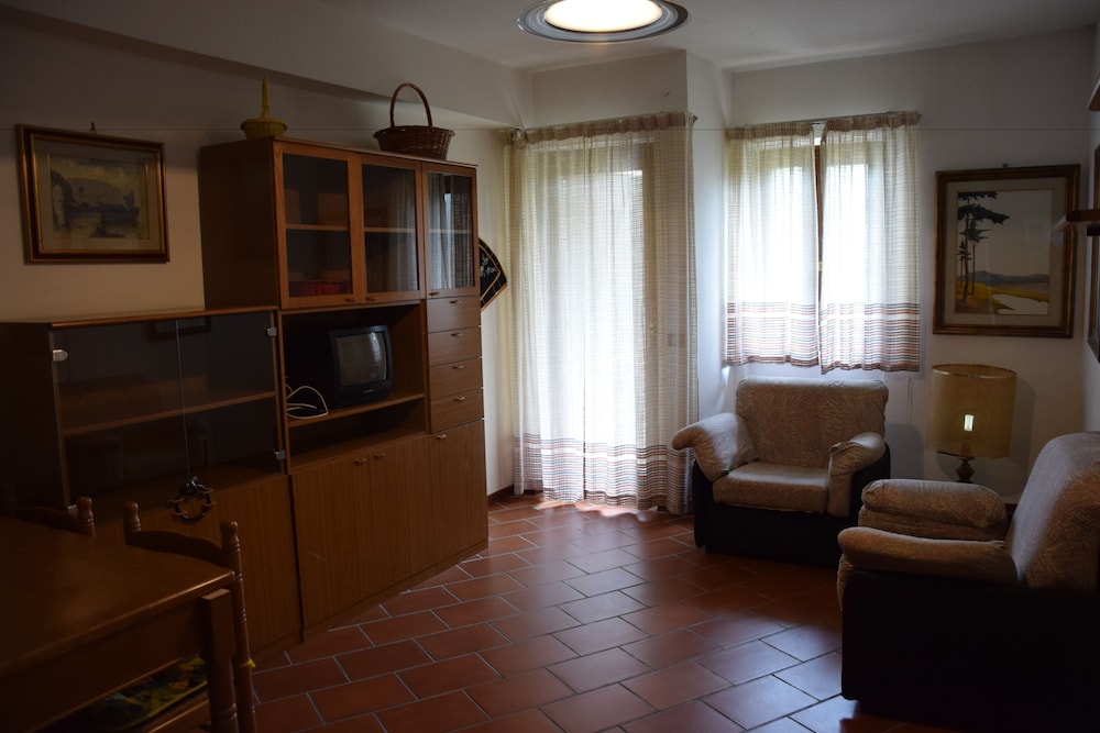 Classic Apartment, Garden View photo 3