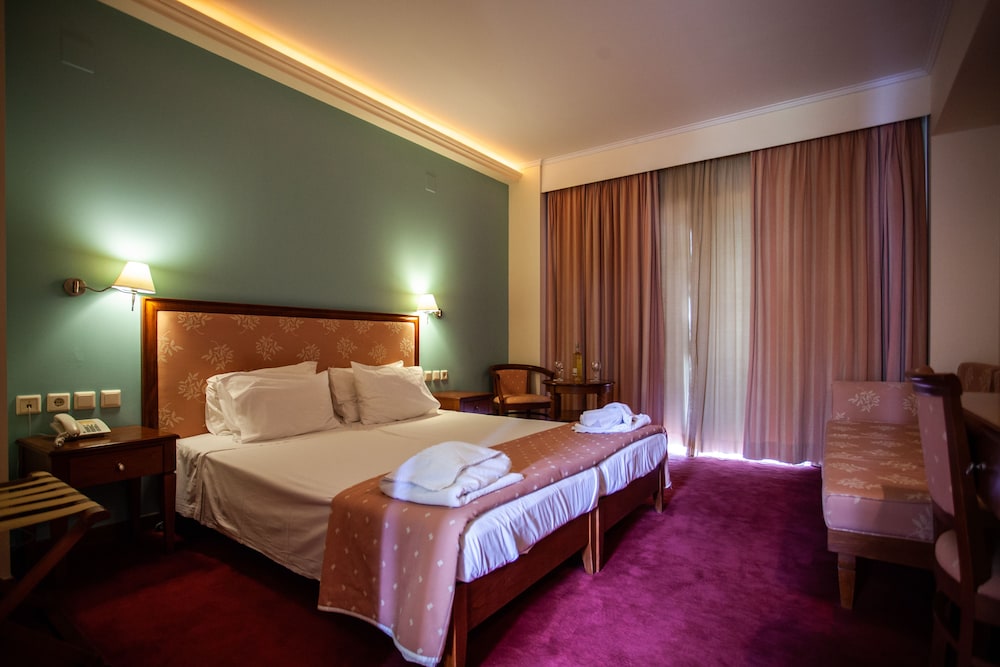Deluxe Double Room, City View