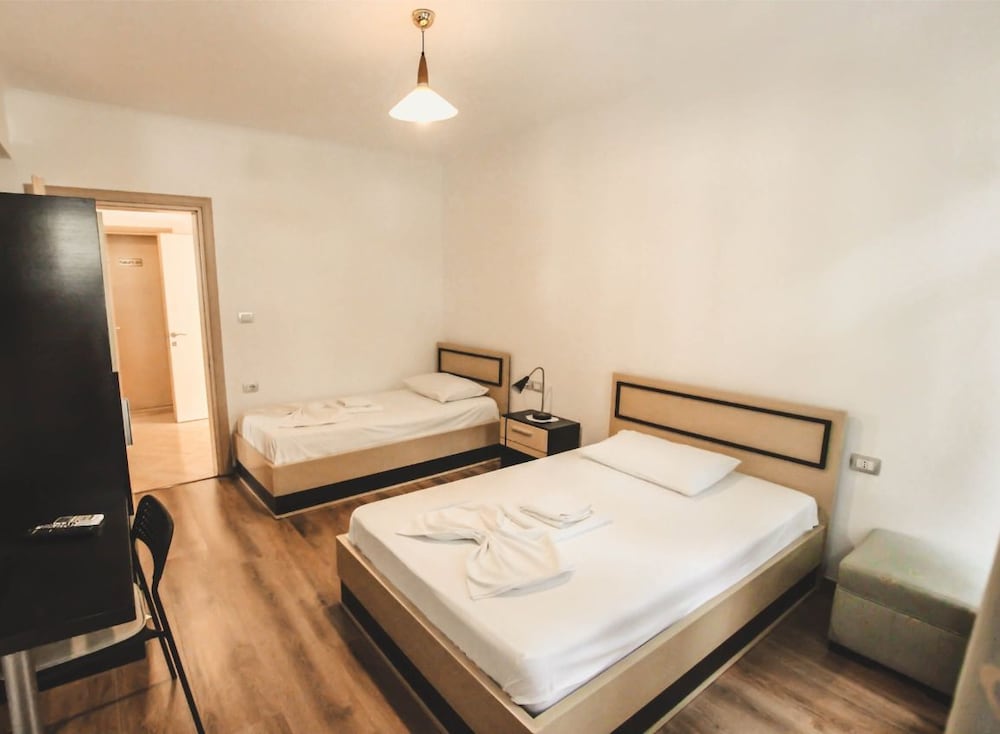 Triple Room, Ensuite