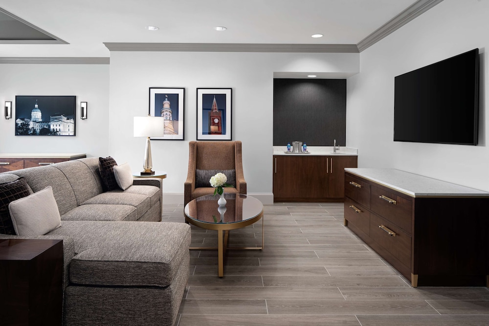Presidential Suite, 1 King Bed, City View