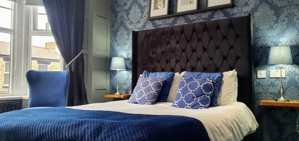 Superior Double Room, Ensuite - Photo 2