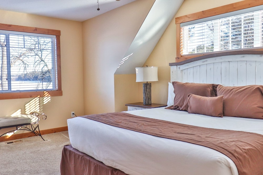 Family Cottage, 3 Bedrooms, Beach View photo 2