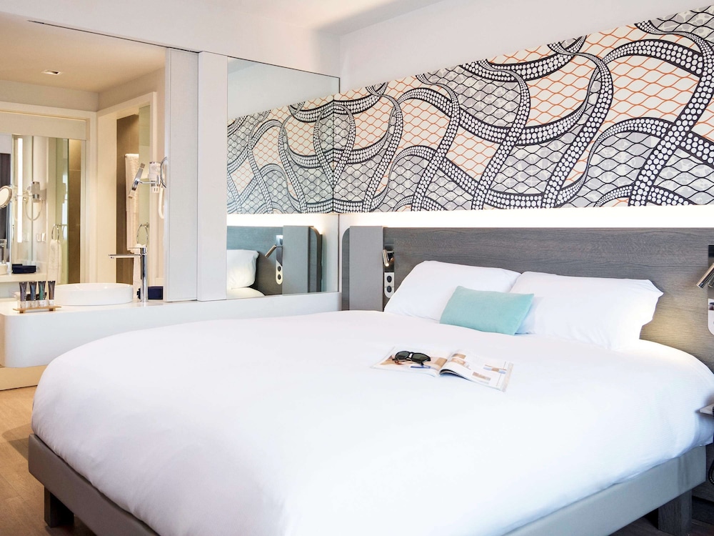 Superior Room, Multiple Beds
