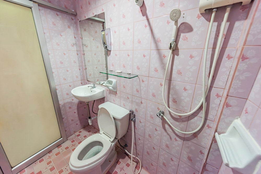 Standard King Room - Photo 2