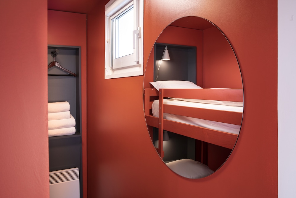 Family Quadruple Room - Photo 1