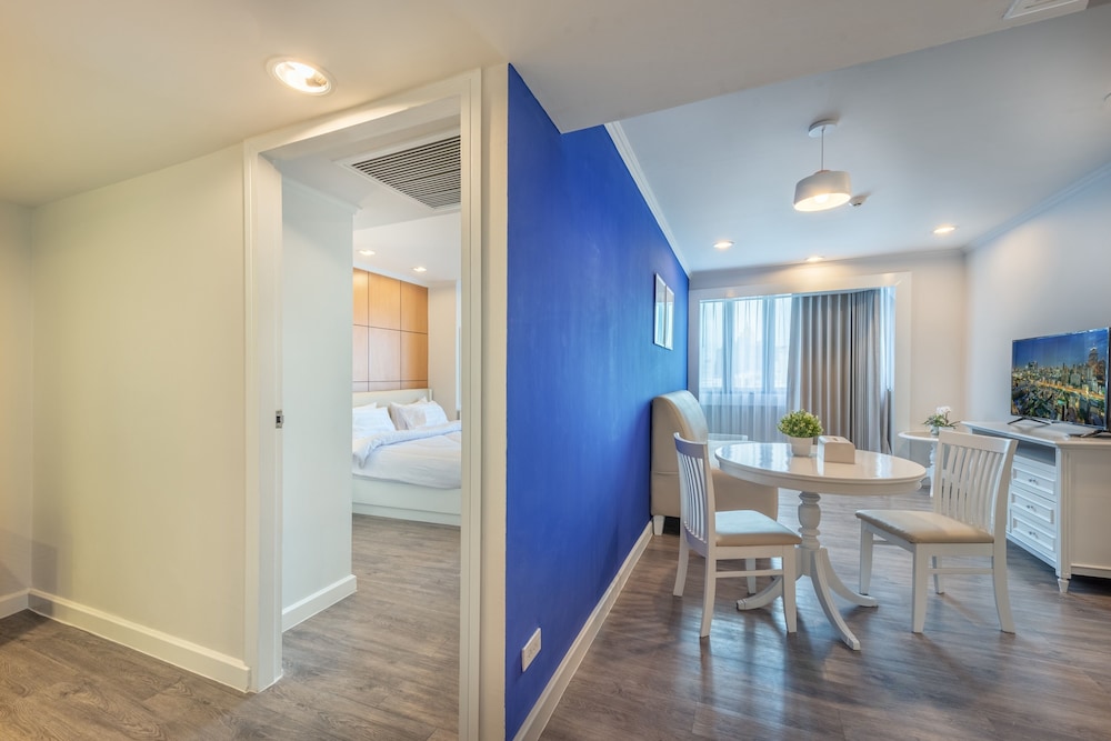 Standard Apartment, City View photo 2