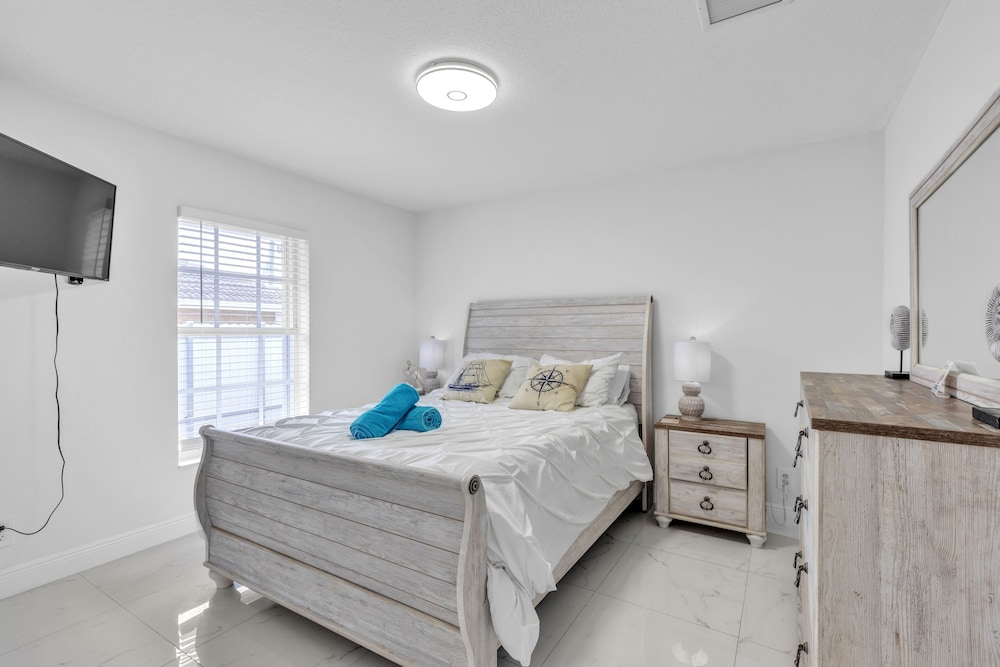 House, 4 Bedrooms photo 1