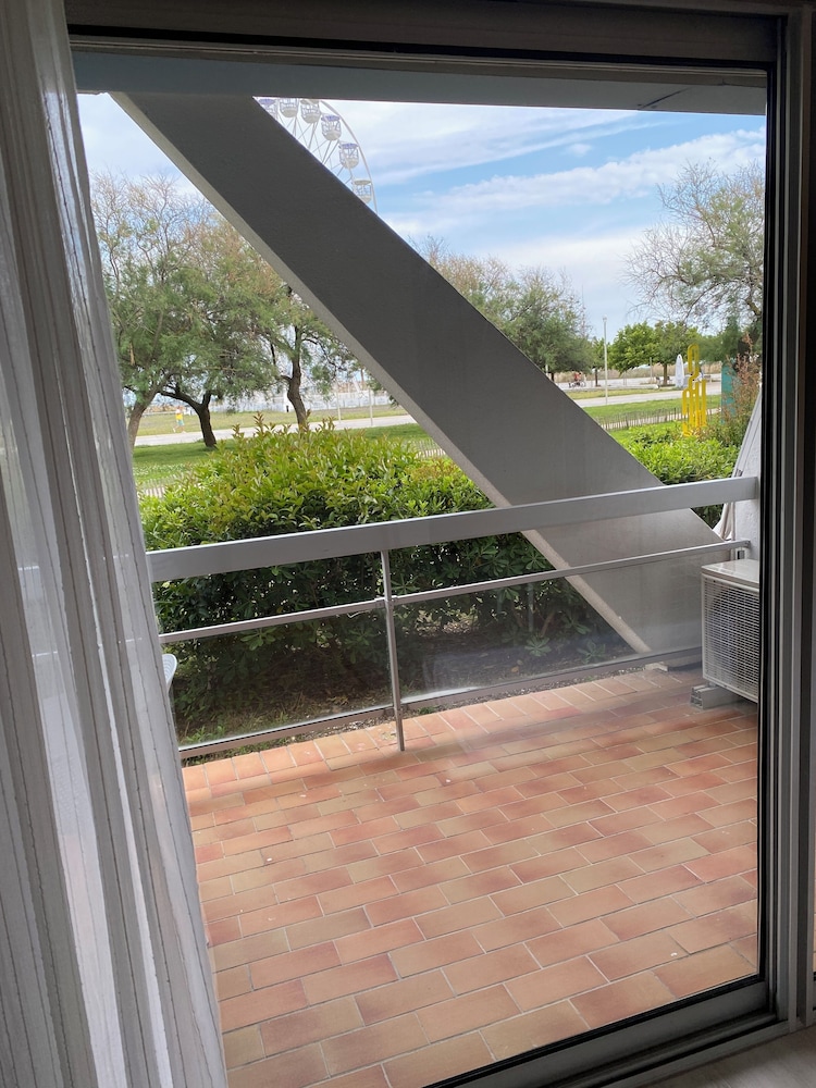 Family Suite, 2 Bedrooms, Terrace, Beach View photo 3