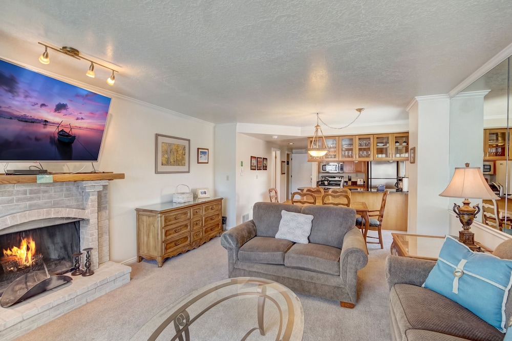 1 Bedroom Condominium - Photo 13