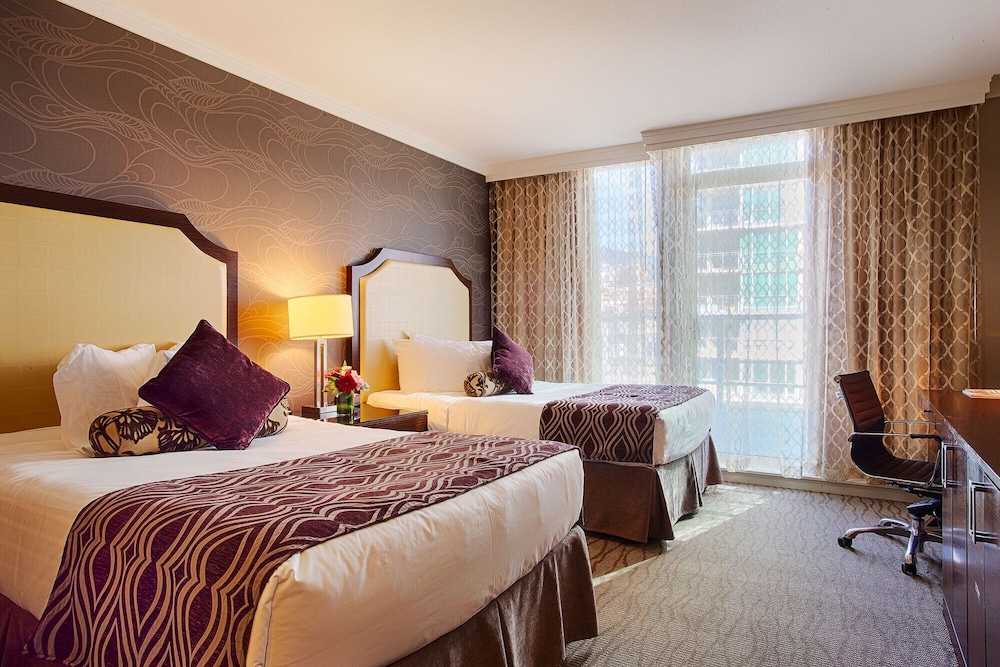 Standard Room, 2 Double Beds, Mountainside - Photo 3