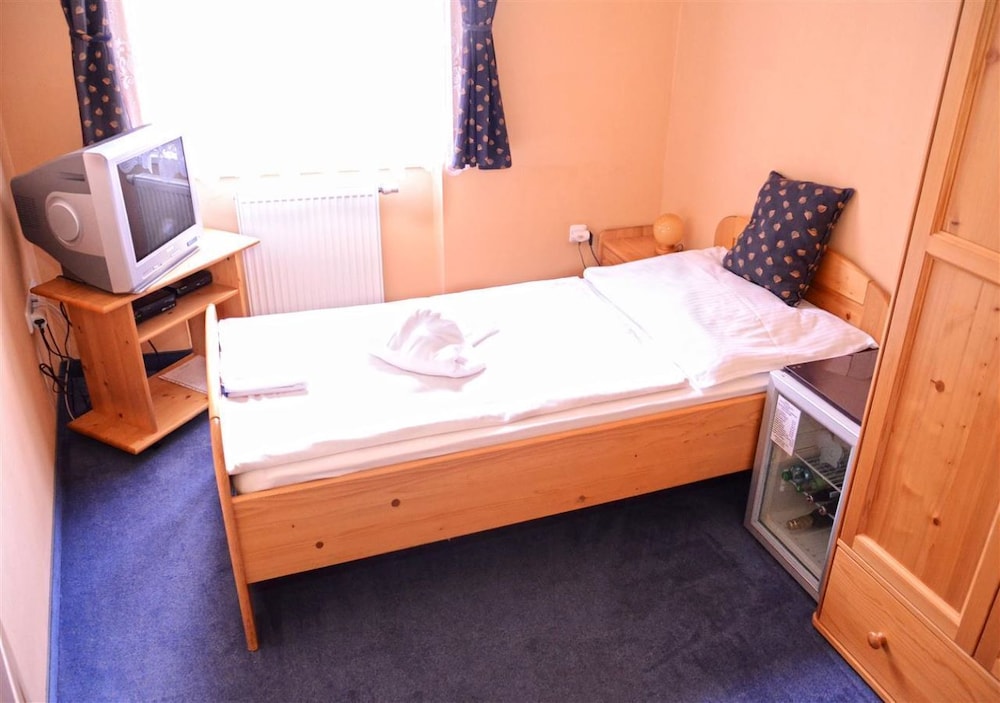 Single Room photo 1