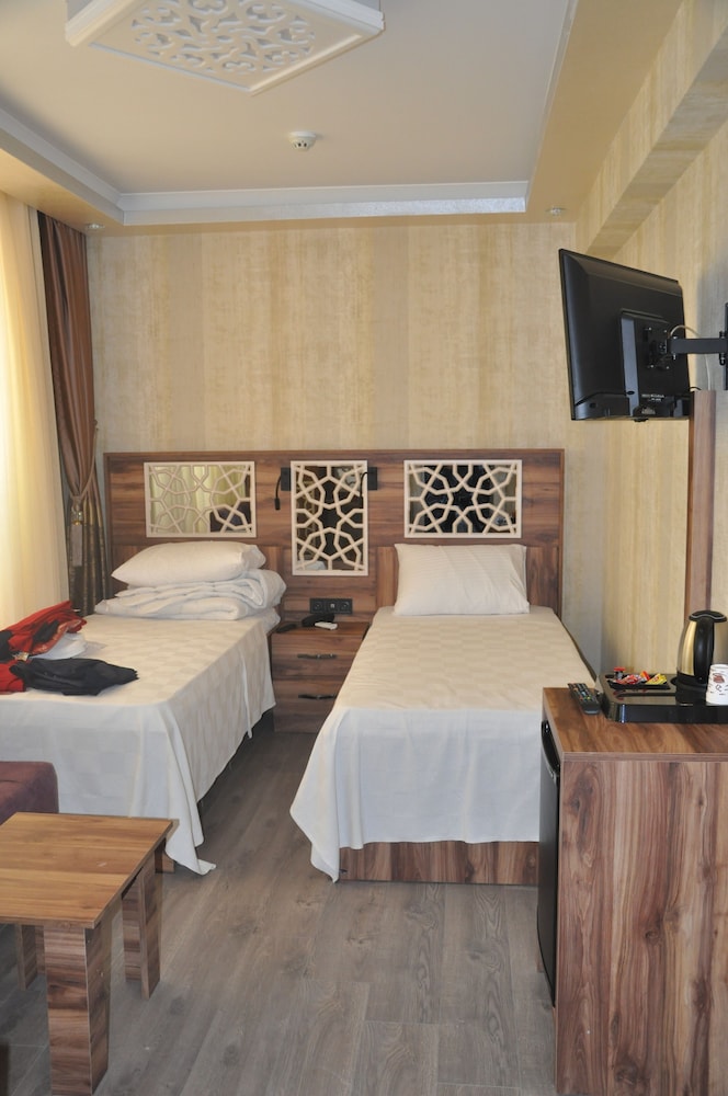 Classic Single Room