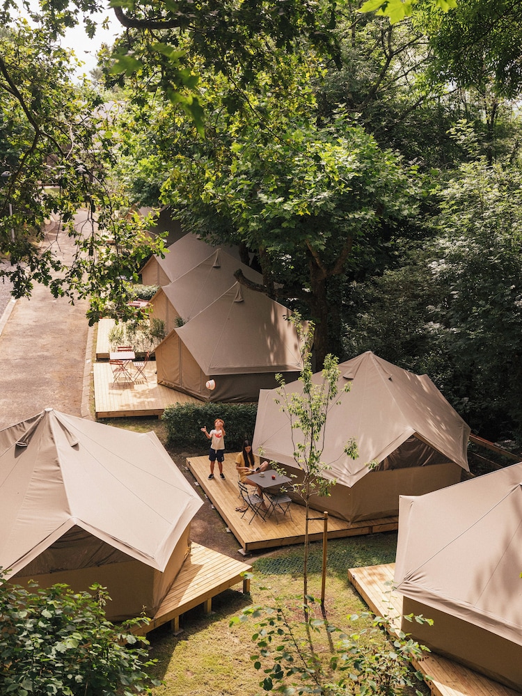 Romantic Tent (triple) photo 3