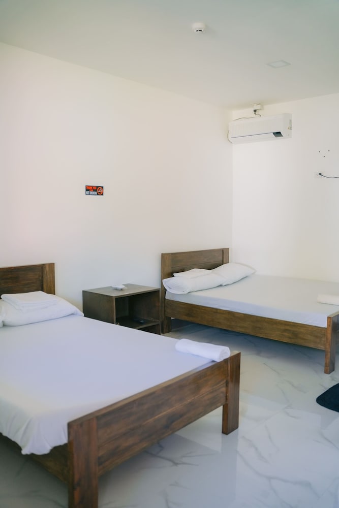Signature Studio, 2 Queen Beds, Non Smoking, Patio photo 1