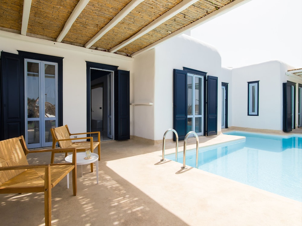 Endless Blu on the Waterfront with Private Pool - Photo 5