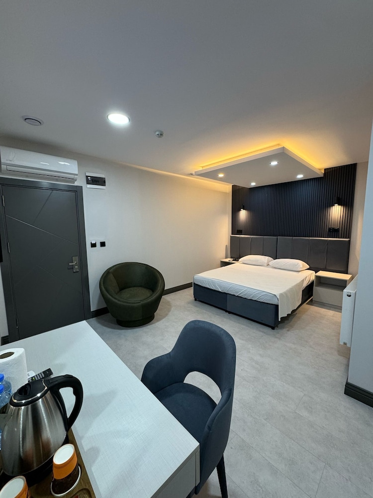 Standard Room, City View photo 3