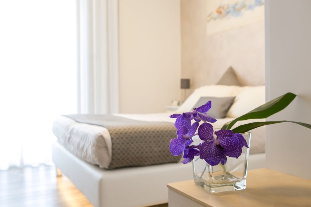 Superior Double Room, Balcony, Partial Sea View (beach access included)