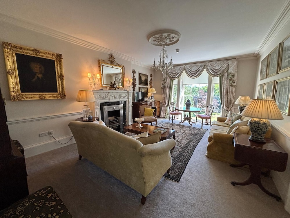 Luxury Suite, Ensuite, Lake View (Two Full Bath) photo 3