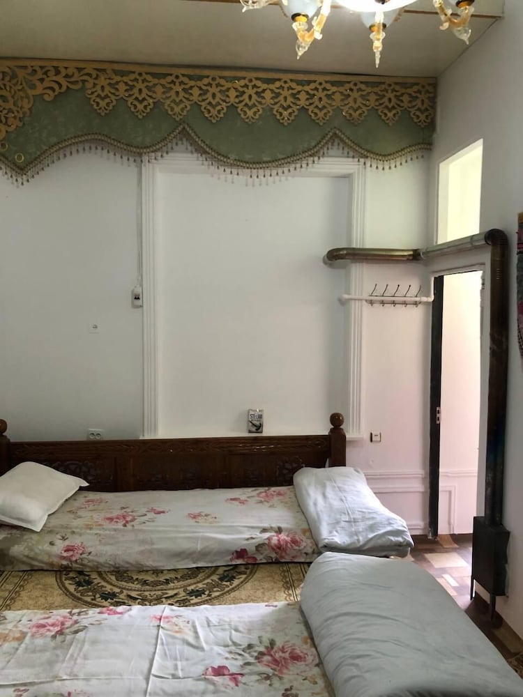 Basic Room photo 2
