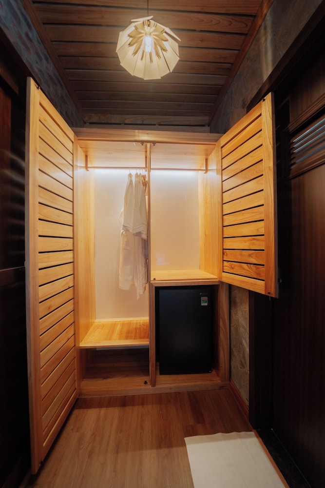 Deluxe Triple Room photo 3