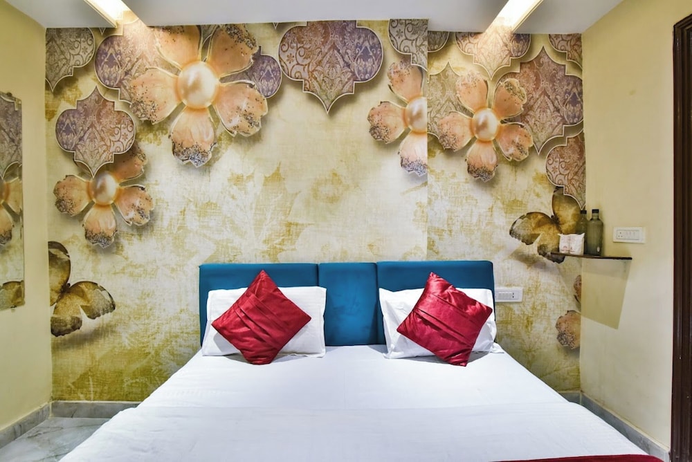 Deluxe Double Room, City View