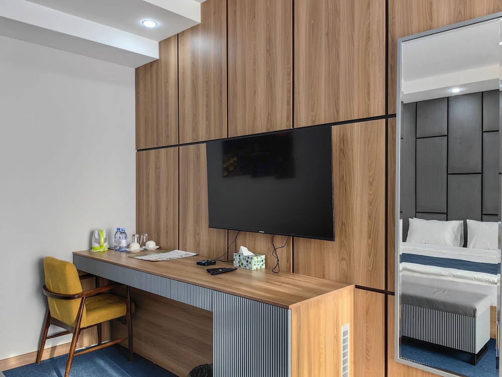 Standard Double Room - Photo 3