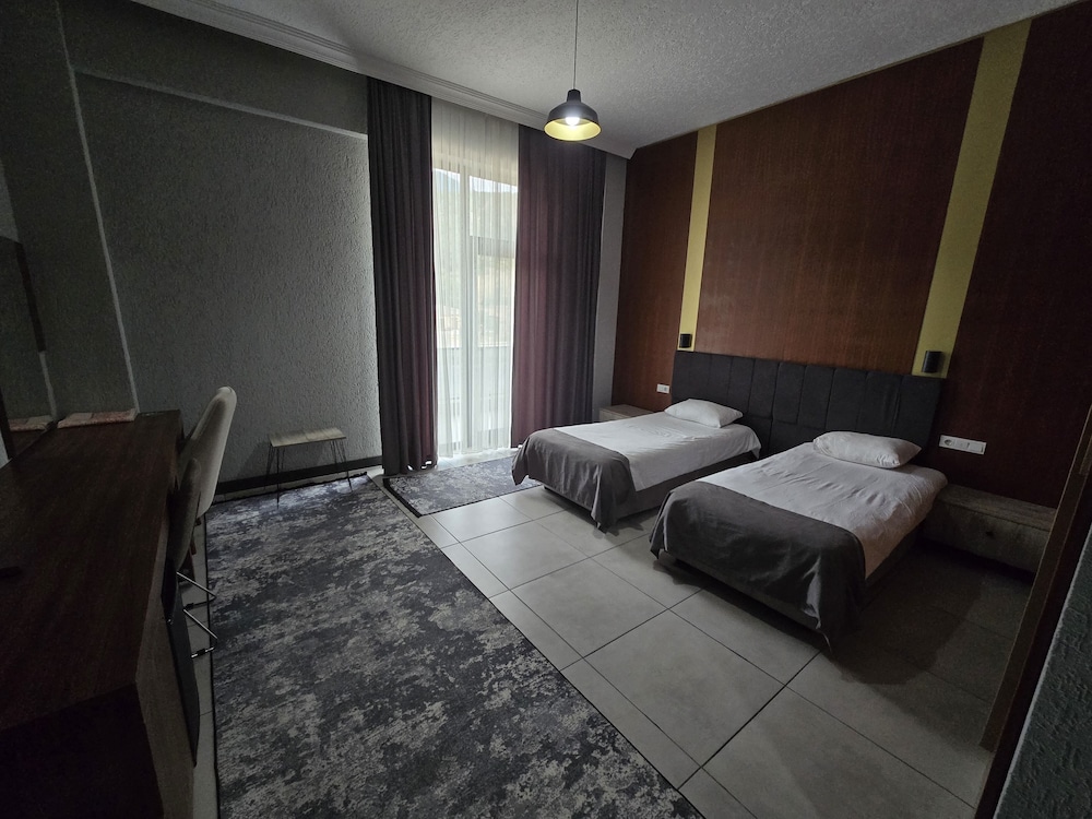 Twin Room, Balcony