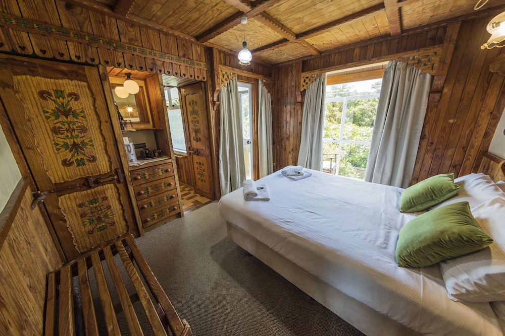 Mountain View Room photo 3