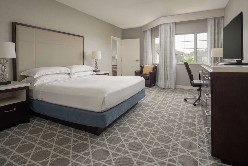 Deluxe Room, 2 Queen Beds, Courtyard View