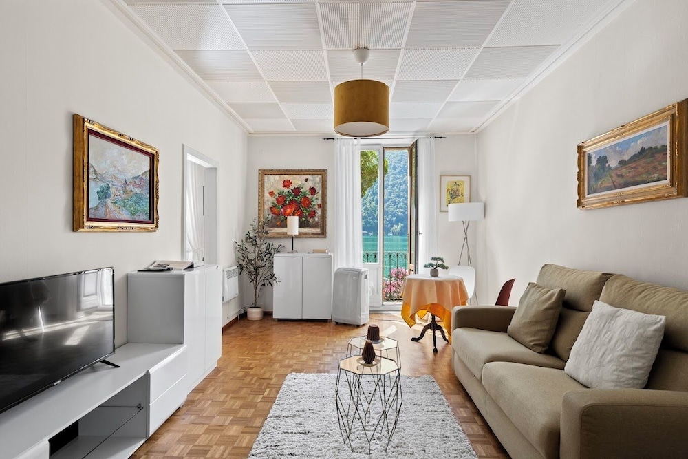 Family Apartment, Lake View