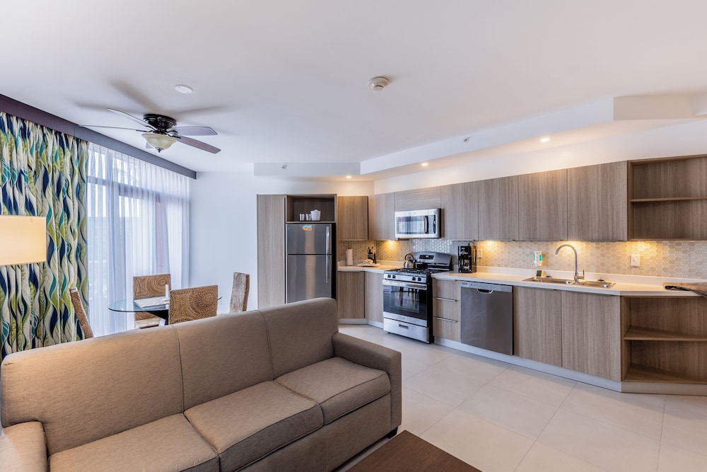 Villa, 2 Bedrooms, Non Smoking, Kitchen photo 2