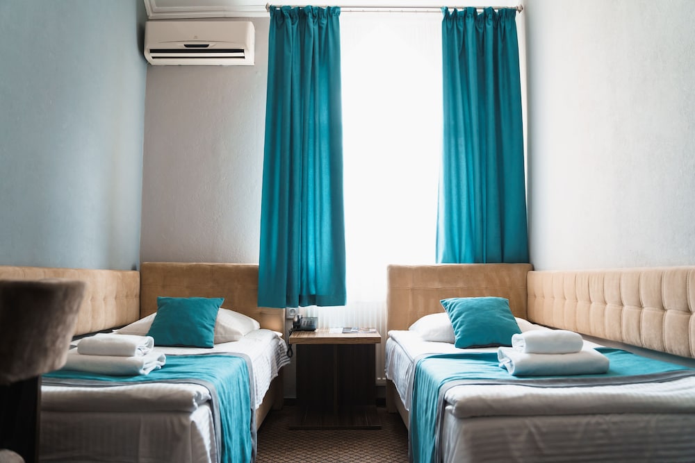Standard Room, 2 Twin Beds photo 2
