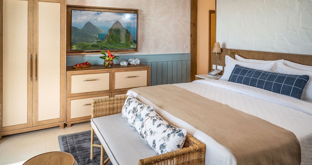 Halcyon Shore House Butler Suite w/ Private Pool photo 3