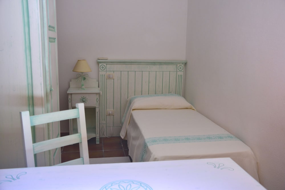 Villaggio Sosventos, Foto 2