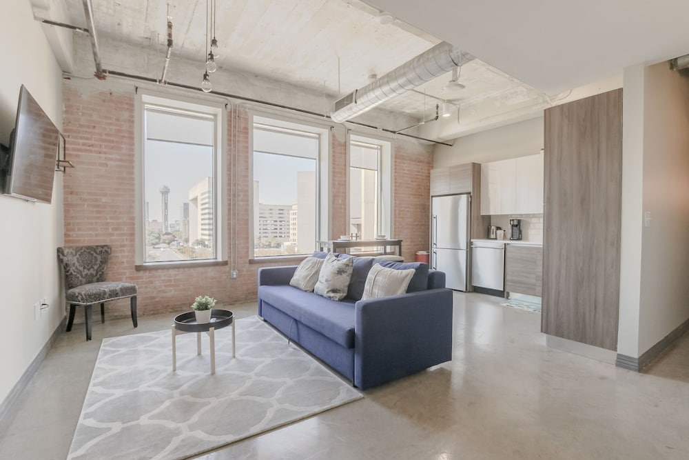 Panoramic Apartment, 2 Bedrooms, Ensuite, City View photo 1