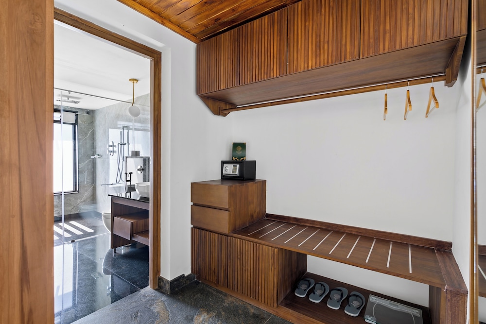 Deluxe Chalet photo 2