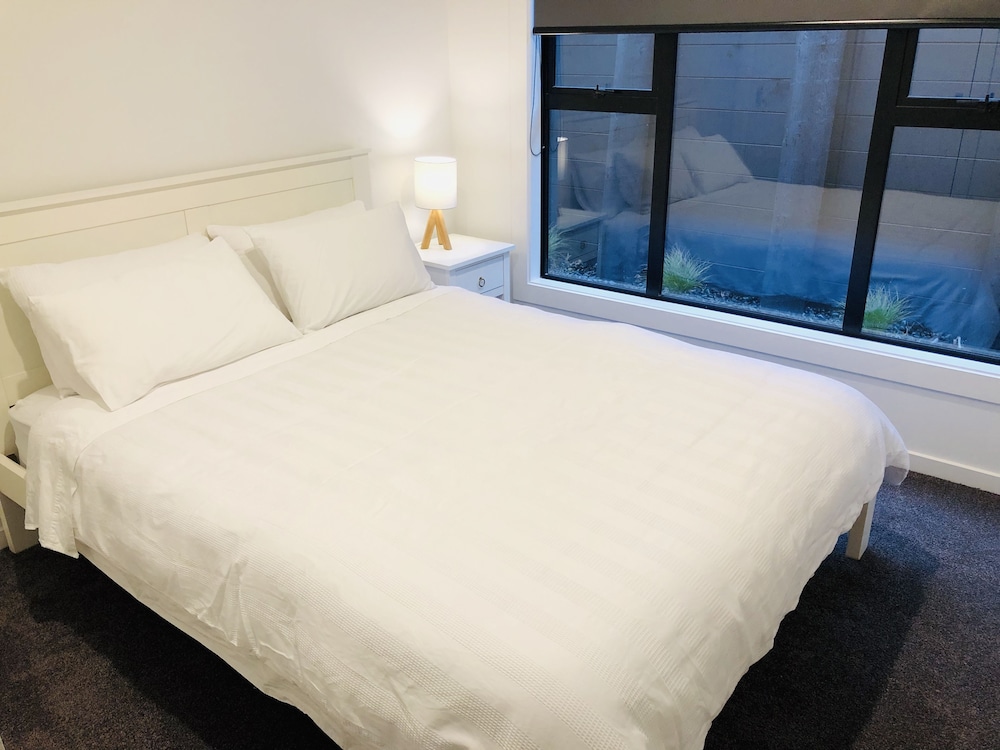 Premium Townhome, 3 Bedrooms, 2 Bathrooms (Gemini B) photo 3