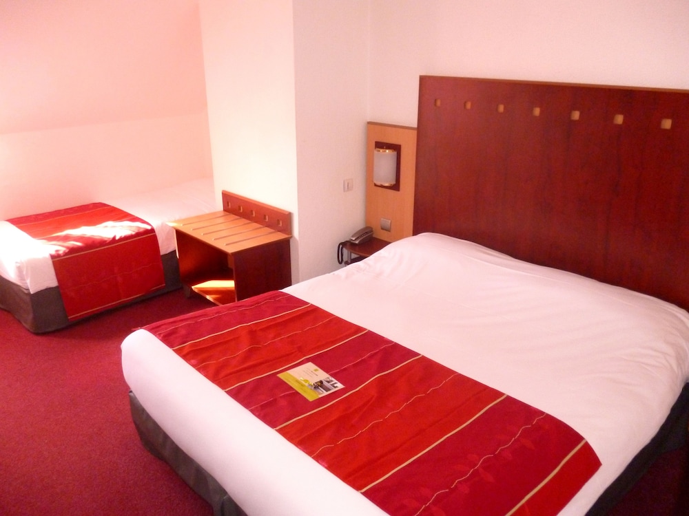 Standard Single Room (Air conditioning )