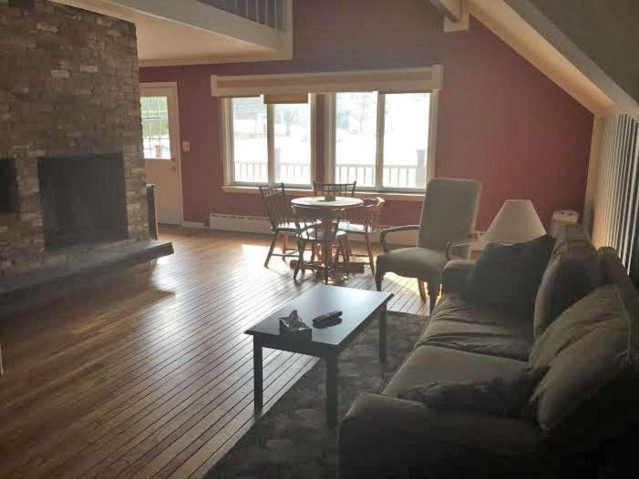 Three-Bedroom Suite photo 1