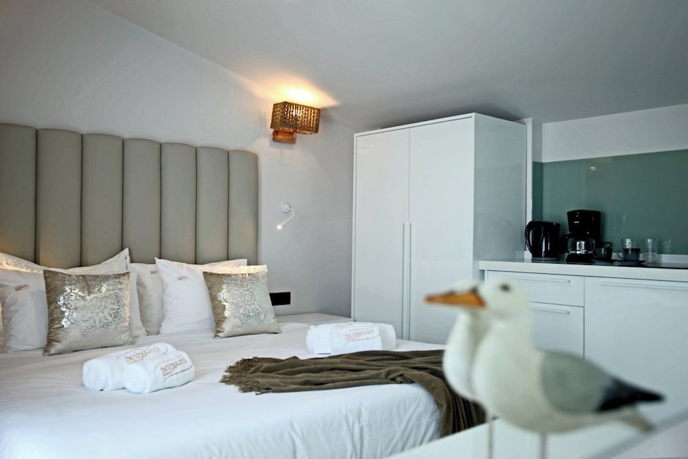 Premium Double Top Floor photo 3