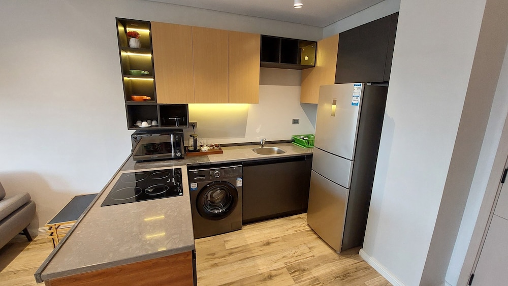 Luxury Apartment, 1 Bedroom, Balcony, Garden View photo 2