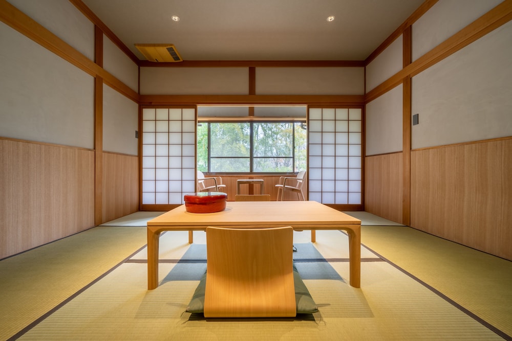 Superior Room, Non Smoking photo 2