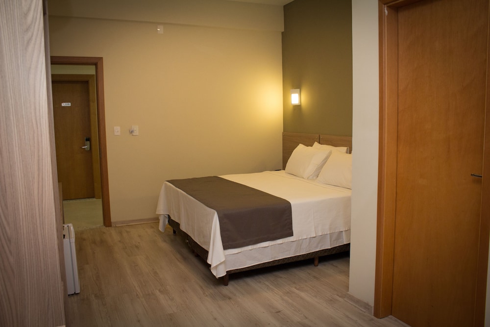 Standard Double or Twin Room photo 3