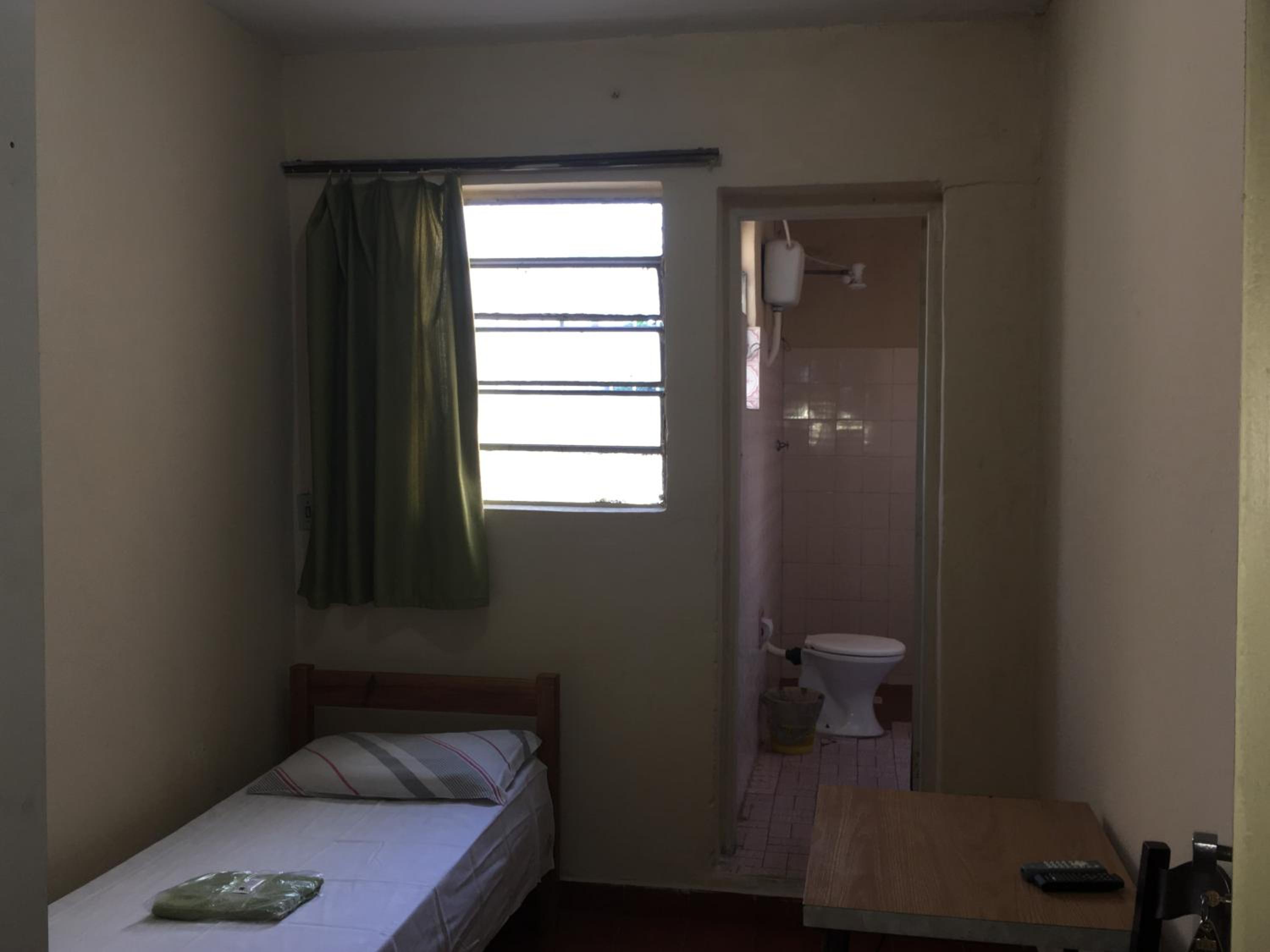 Apartment with Shower