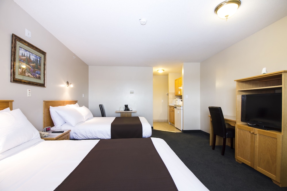 Standard Room, 2 Double Beds, Kitchenette photo 1